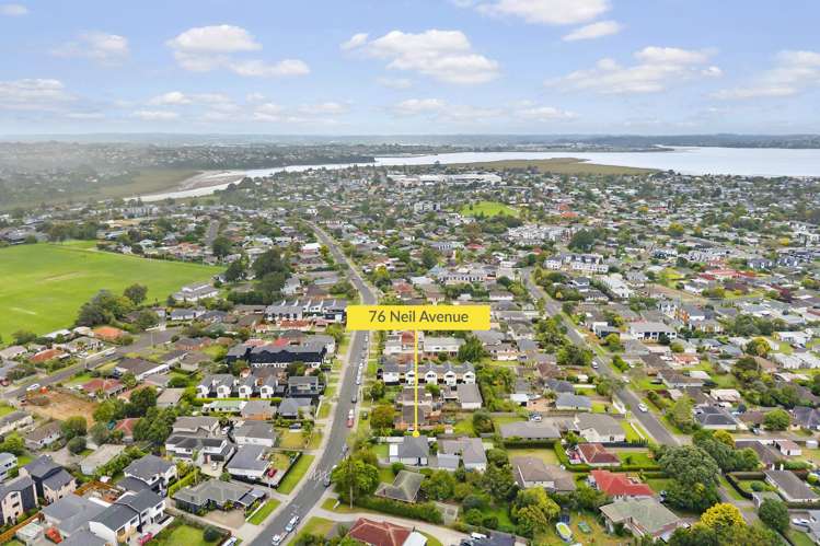 76 Neil Avenue Te Atatu Peninsula_21