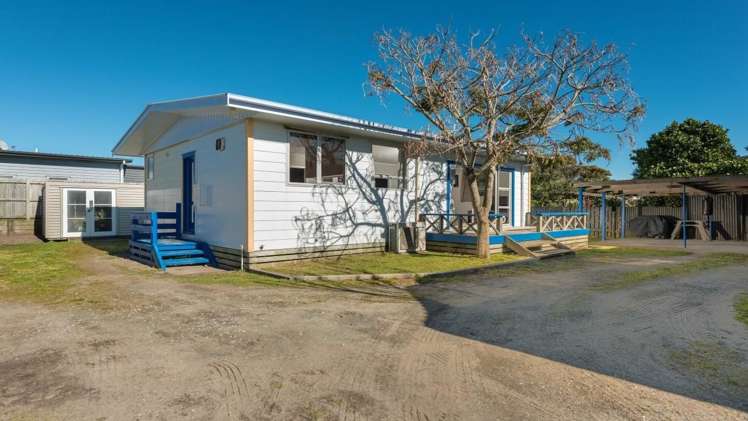 1/1240 Papamoa Beach Road Papamoa_0