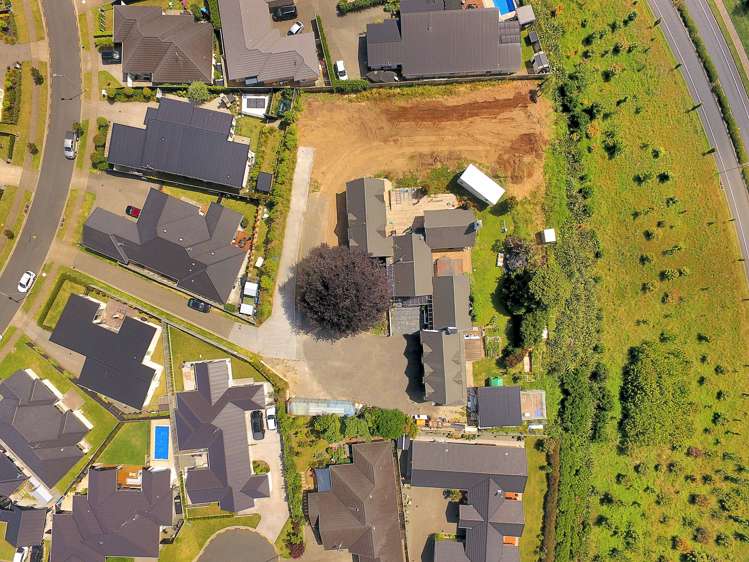 92 Puhirake Crescent Pyes Pa_2