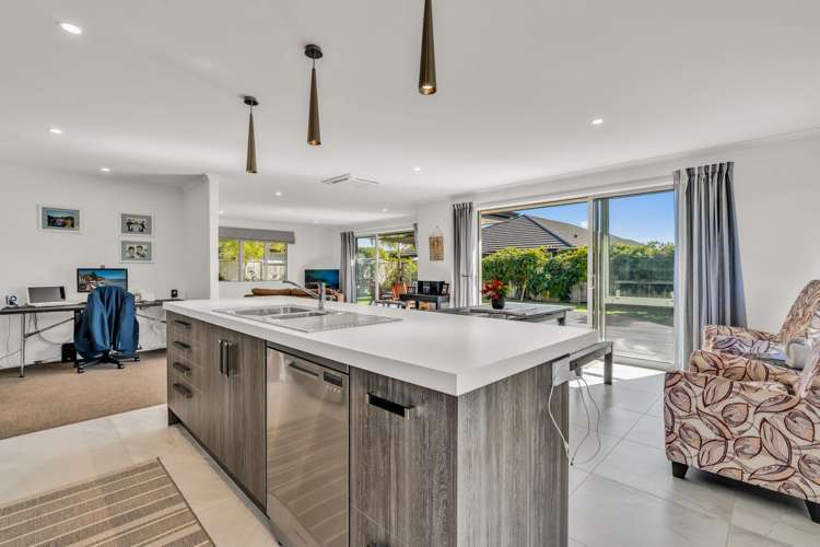 11 Kaurinui crescent One Tree Point_6