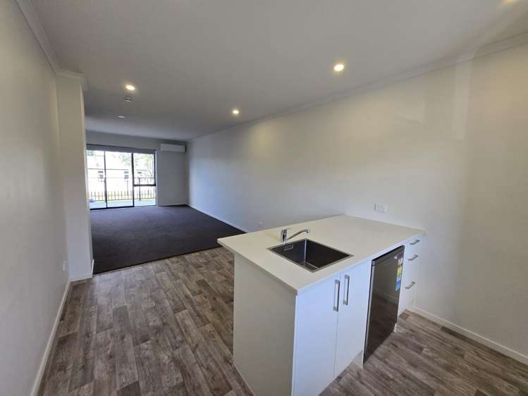 2/16 Russell Road 10686_5