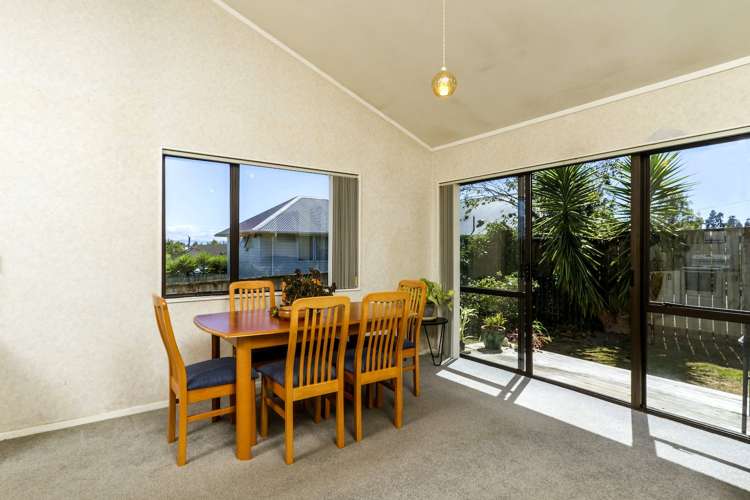 2/266 The Ridgeway Stoke_3