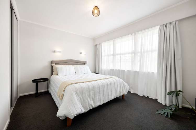 749B River Road Chartwell_8