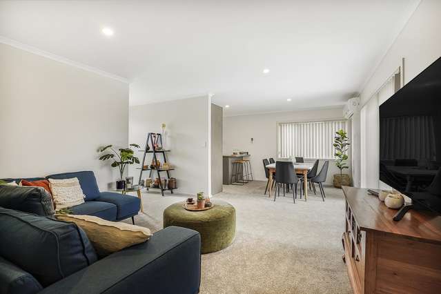 11 Charlotte Crescent Dinsdale_1