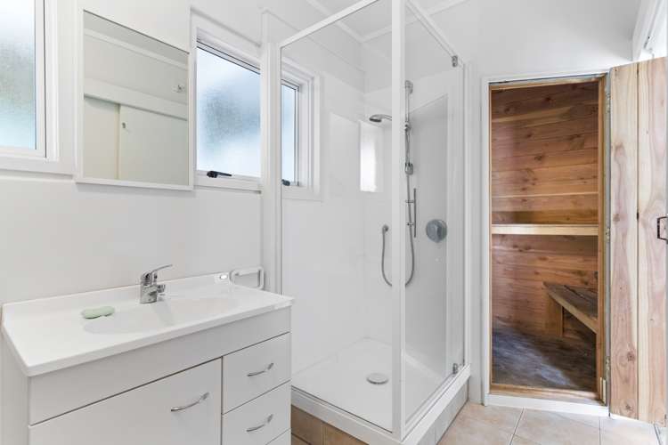 16 Harbour View Road Point Chevalier_29