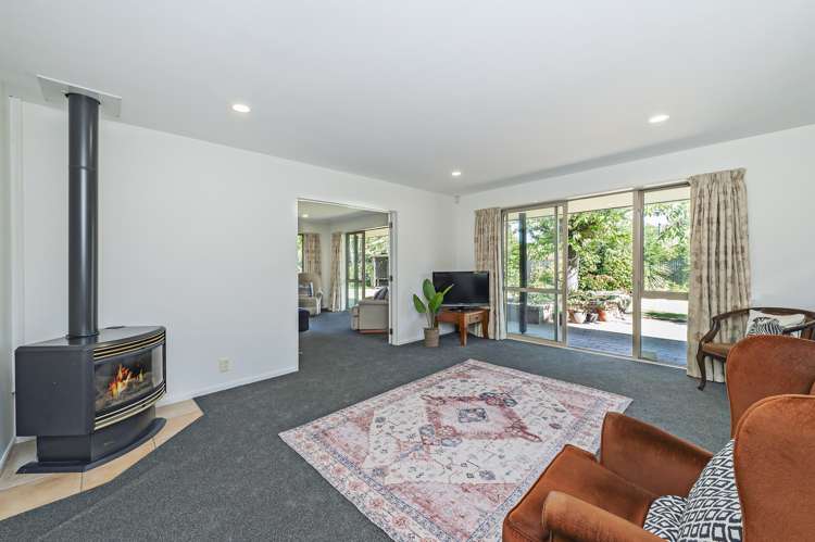 85 Pages Road Allenton_2