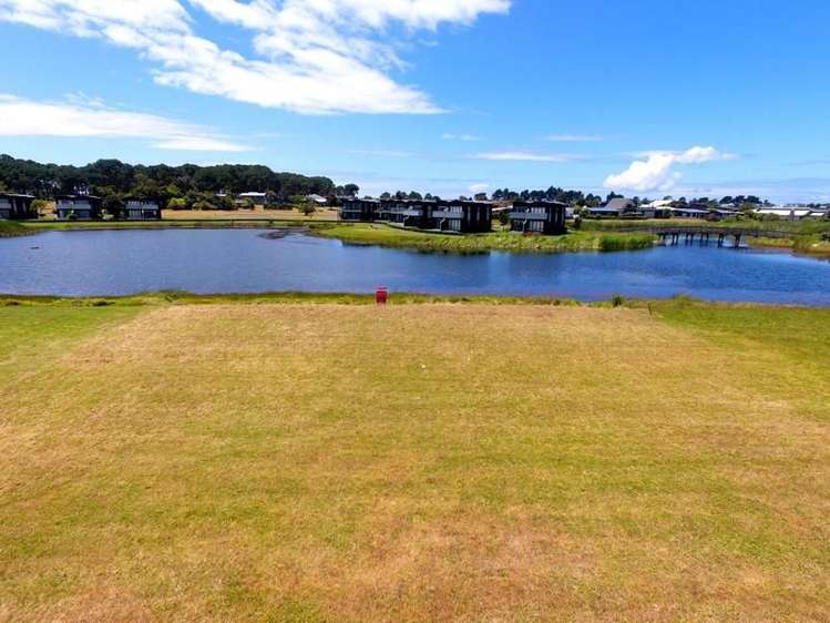 133 Karo Drive Matarangi_3