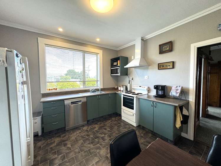 31 Poole Street Kaitangata_11