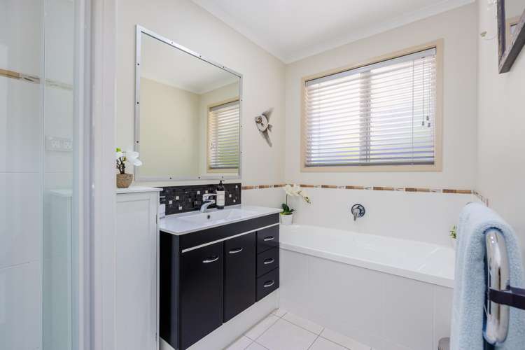 2 Commodore Court Gulf Harbour_24