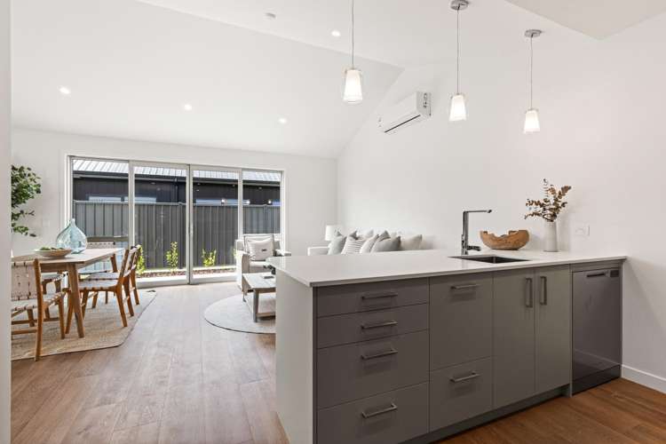 34 Matau Crescent Frimley_5