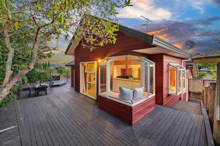 16a Honeysuckle Lane Mairangi Bay_26