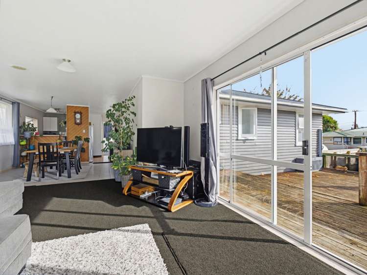 4 Pukeko Street Hillcrest_22