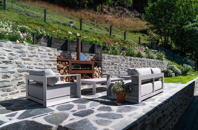 54 Huff Street Queenstown_2