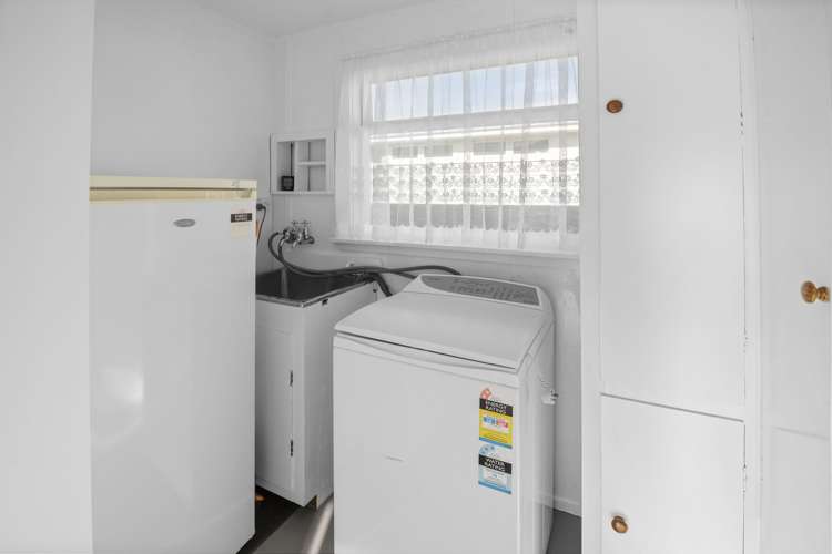 13 Kowhai Terrace Saint Martins_17