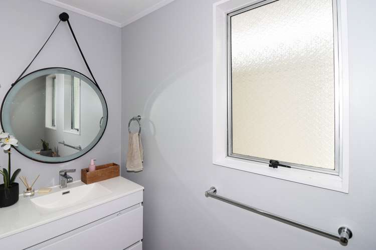 22 Kupe Drive Carterton_13