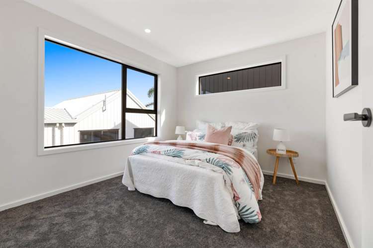 94 Takutai Avenue Half Moon Bay_11