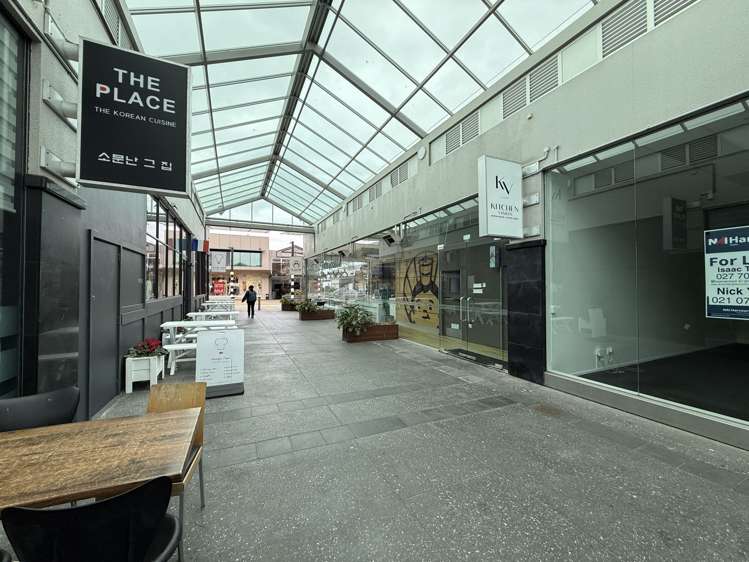 Shop 4/62 - 78 Hurstmere Road Takapuna_2