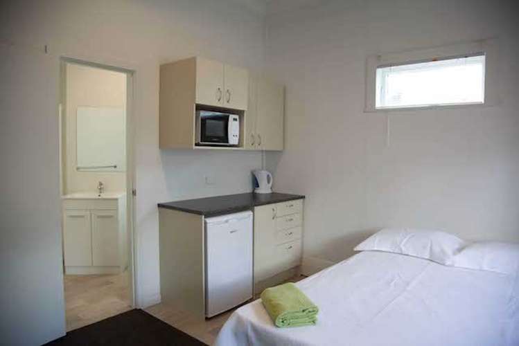 87D Lake Road 1067_1