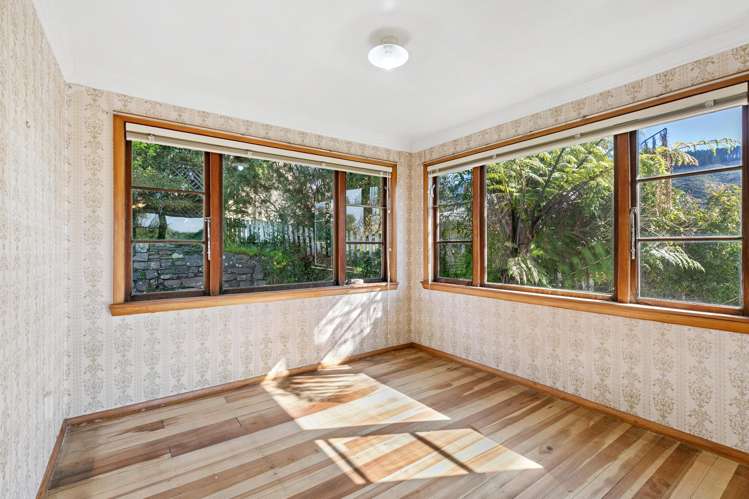 7 Lyndhurst Road Tawa_3