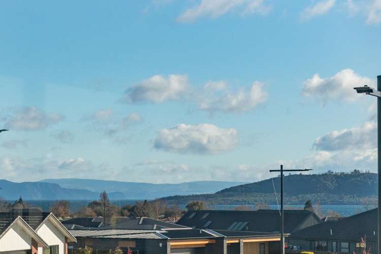 37 Maunganamu Drive Wharewaka_21