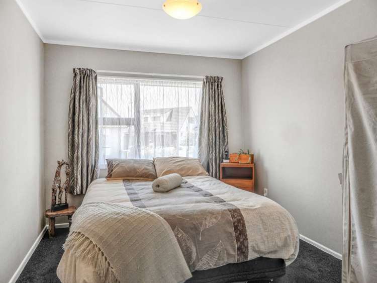 4 Charisma Court Kelvin Grove_14