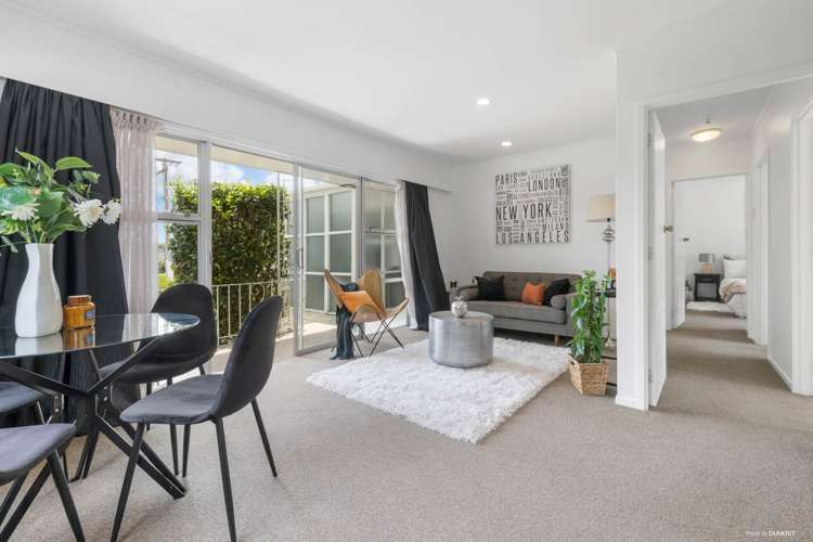 2/8 Kelly Place Cockle Bay_8