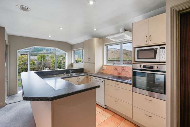 9 Bridgemere Lane Cracroft_9