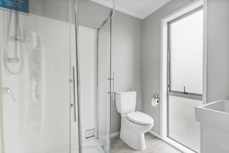 3/181 Knighton Road Hillcrest_7