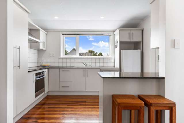 52 Commissariat Road Mt Wellington_4