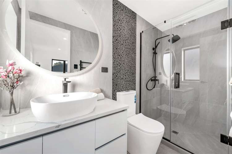 17 Tullymore Drive Flat Bush_28