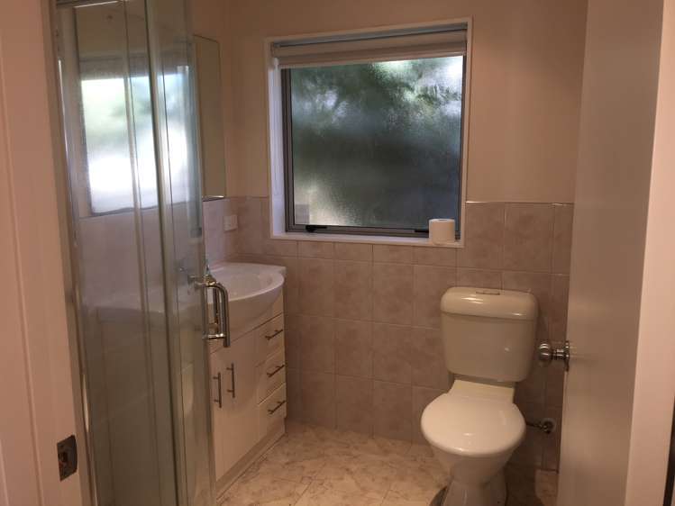 25 Simpson Road Ranui_8