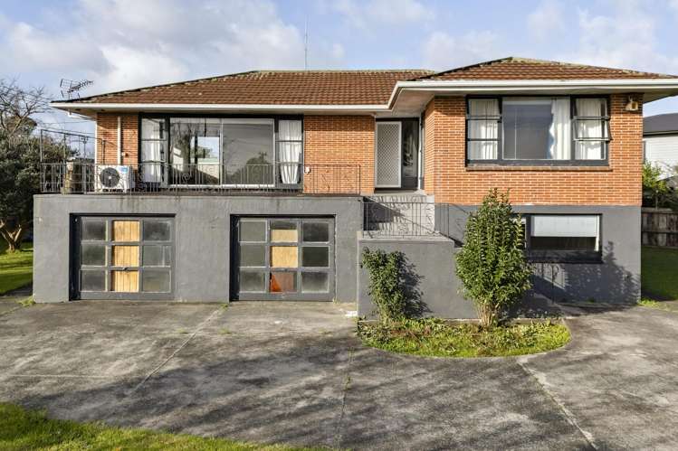 739 Te Atatu Road Te Atatu Peninsula_1
