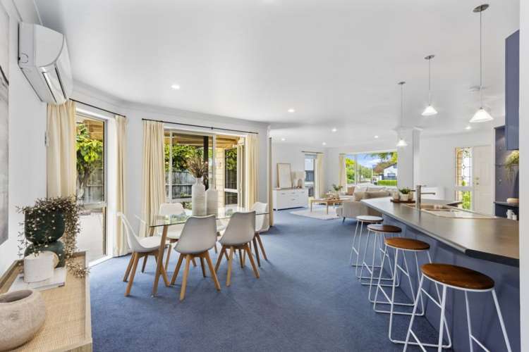 32 Travis Country Drive Burwood_5