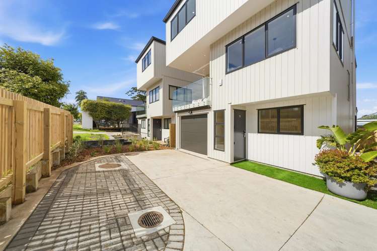1C Dunkirk Terrace Mount Albert_24