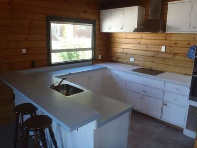 16 Williams Street Fernhill/Sunshine Bay_2