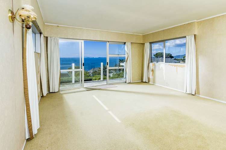 167 Beach Road Castor Bay_18