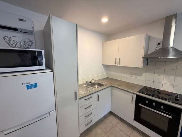 2/5H Whitaker Place Grafton_2