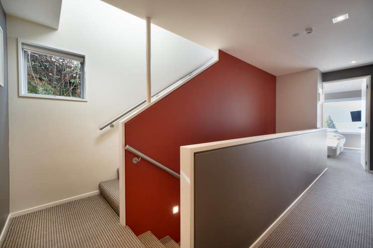 Unit 1 LakeRidge Apts, 51 Thompson Street Queenstown_17