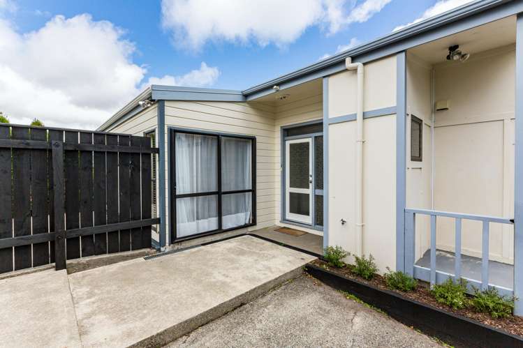 8 Dominica Crescent Grenada Village_17