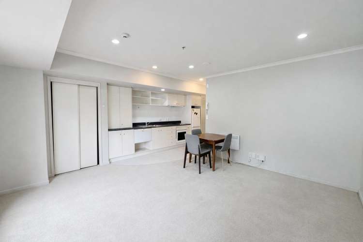 7h/1 Emily Place Auckland Central_2