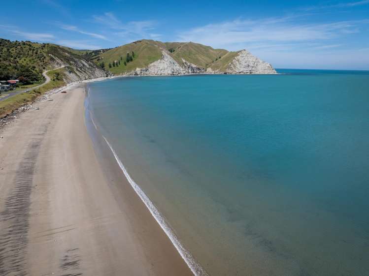 6 Argyle Street Māhia_27