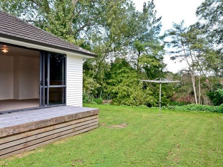 21a Montgomery Crescent Bader_8