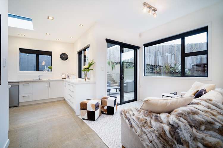 16 Canongate Dunedin Central_4