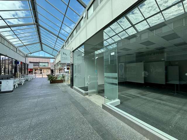 4/62-78 Hurstmere Road Takapuna_3