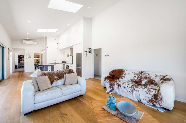 14 Pounamu Avenue Albert Town_7