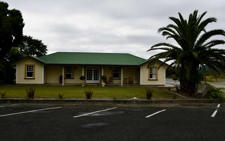 30 Wharf Road Karamea_10