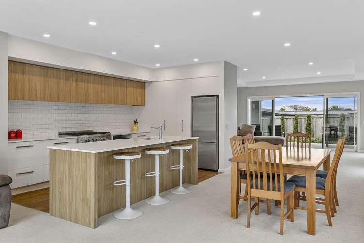 8 Windsor Street Richmond Heights_5