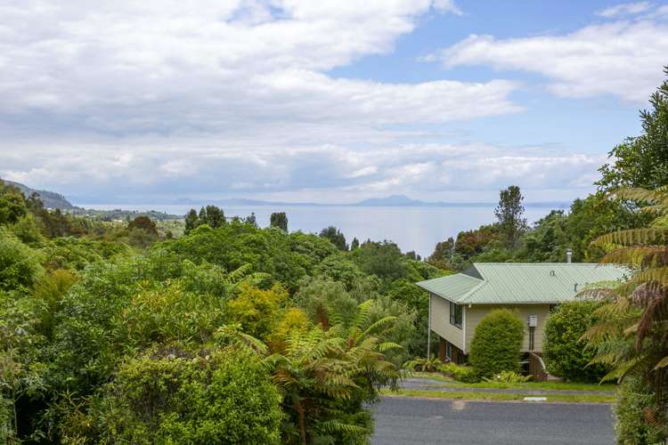 62 Hauraki Terrace Pukawa_30