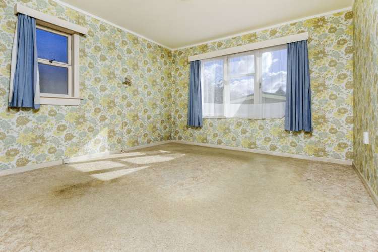 883 Beach Road Waiake_12