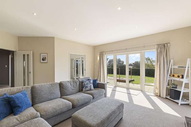 10 Sampson Avenue Waiwhakaiho_3